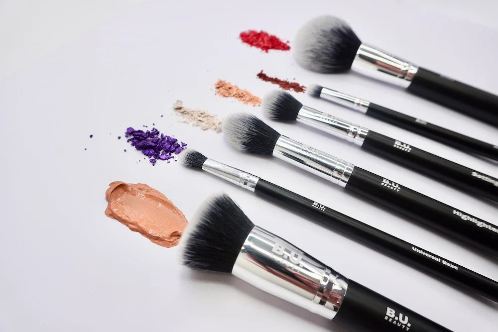 MAKEUP TOOLS