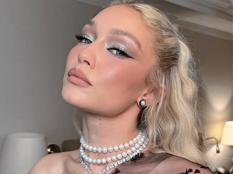 New Year’s Eve Makeup Looks