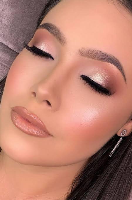 Valentine’s Day Makeup